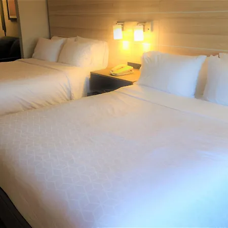 Holiday Inn Express Lordstown-Newton Falls/Warren By Ihg Exterior foto