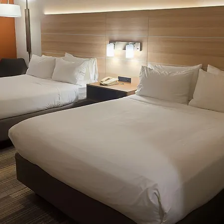Holiday Inn Express Lordstown-Newton Falls/Warren By Ihg Exterior foto